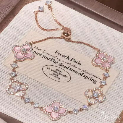 DGTQYQ Cherry Blossom Pink Mother of Pearl Clover Bracelet, Inlaid with Micro Zirconia, Hollowed Out Design Color Lucky Bracelet